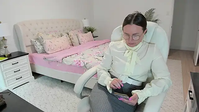 Vika73 webcam
