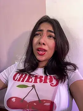 cherry_skinnyy_ webcam