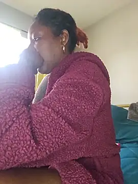 oliviaprettypussy webcam