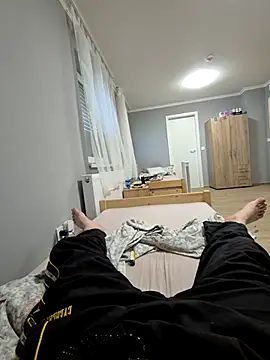 kisbiro77777 webcam