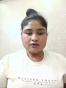 hornyriyanka webcam