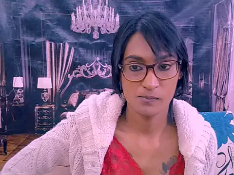 IndianRebel4u2Luv webcam