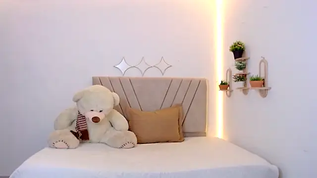 zara_cute webcam