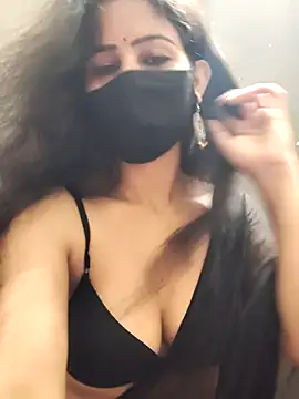 Kanika_76 webcam
