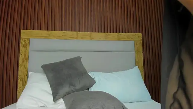 lucia_henao_ webcam