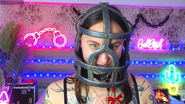 Cool_Freak_ webcam