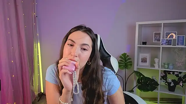 melissalovely_ - MelissaLovely_'s free webcam - UK Sex Cams