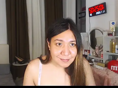 stellahugeX live cam on StripChat