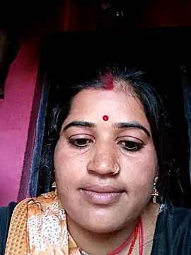 Hot_kamla