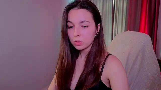 BellaThery live cam on StripChat