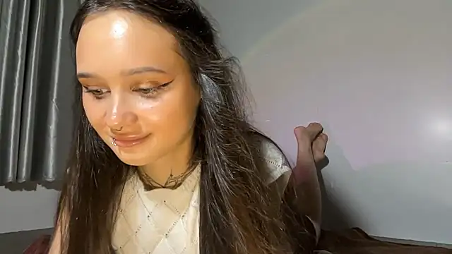 MayraLucarelli live cam on StripChat