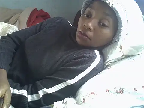 ElianeHot webcam