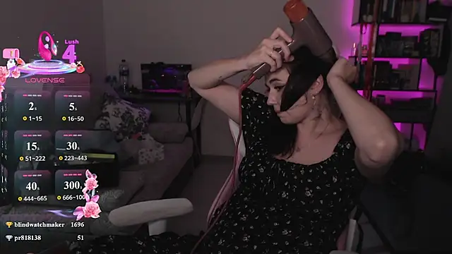 SexyWitch_666 webcam