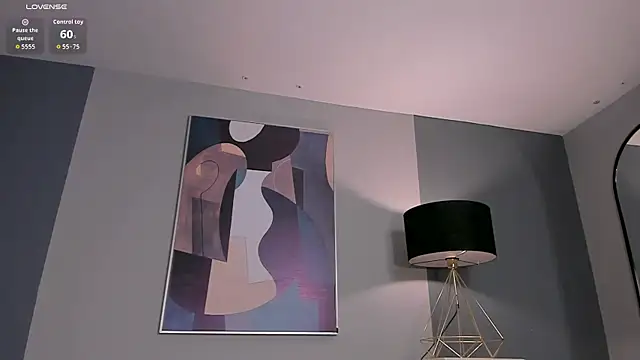 AmbarJames_ webcam