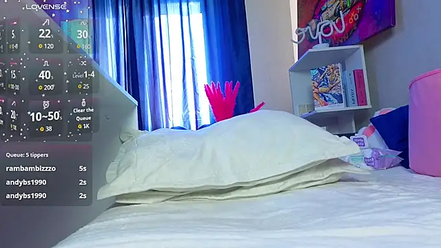LilyIrons webcam