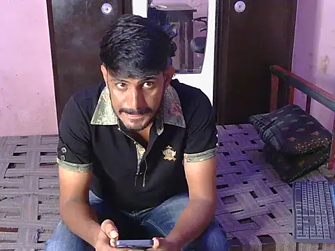 HotXKrish webcam