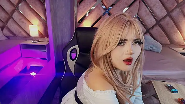 lya_nekko_ webcam