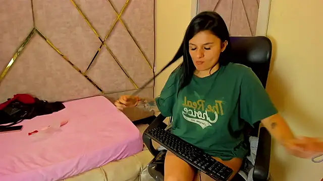 _Luna_Velvett webcam