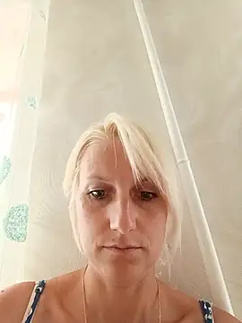 Amina-lov webcam