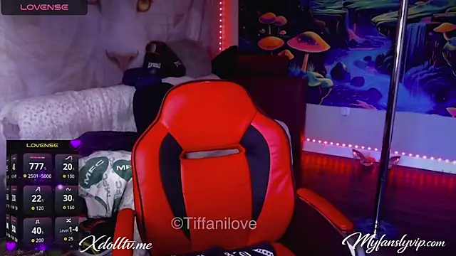Tiffanilove webcam