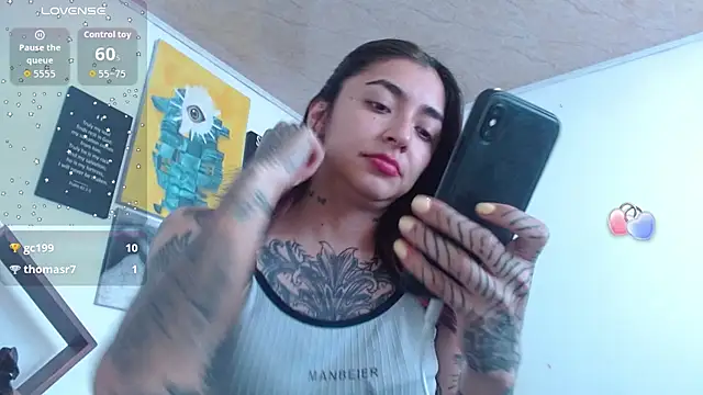 ZoeBakers_ webcam