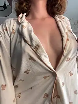 LynaFrost live sex cam