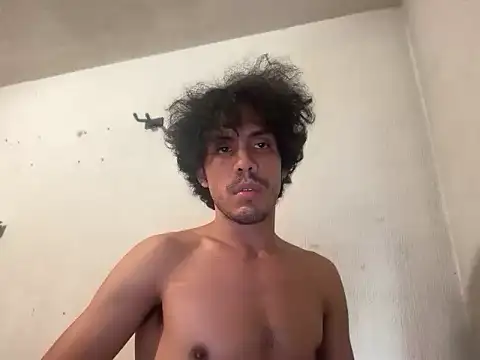 luiscachondito99 webcam