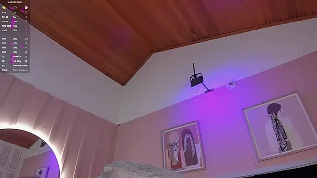 elodie_walker webcam
