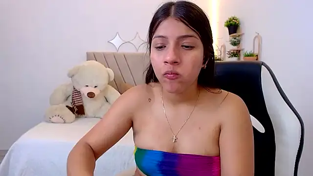 zara_cute webcam
