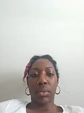 oliviaprettypussy webcam