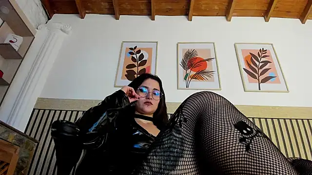 madame_ibby webcam