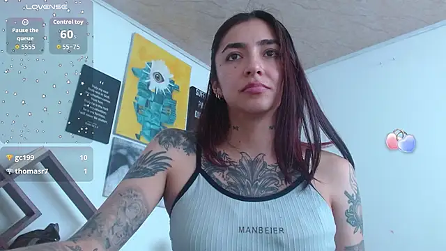 ZoeBakers_ webcam