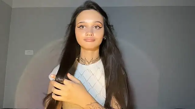 MayraLucarelli webcam