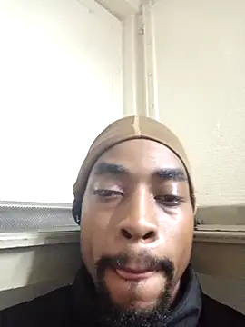 mlakabiggy Live Web Cam Show