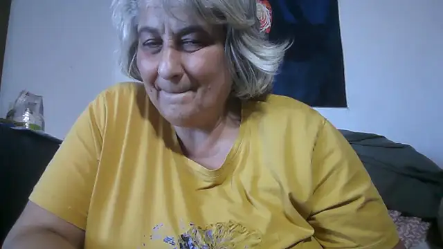 ExquisiteMature webcam