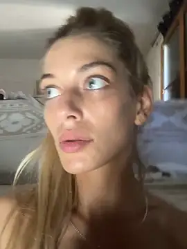 Bellalolahot