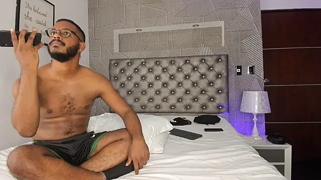 DereckandJakee Live Web Cam Show