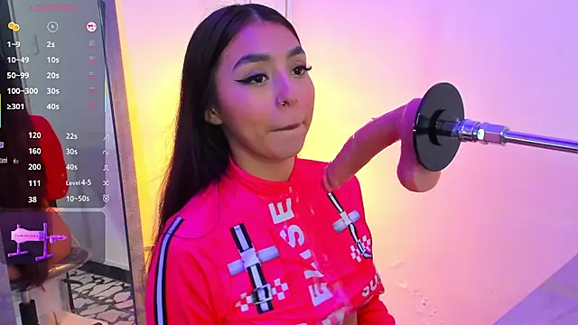 lanna_brunette webcam
