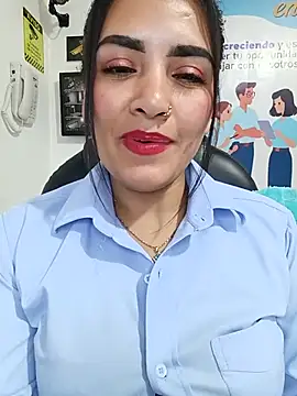 MAYE__13 webcam
