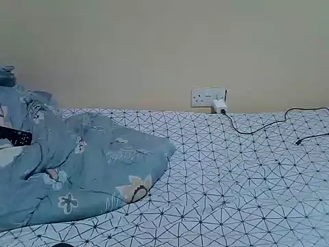 Darkchocolatequeen webcam