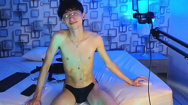 Twink_Sebas7 webcam