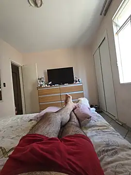 MysterBearMG webcam