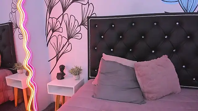 Sweet_Ariadna_ webcam