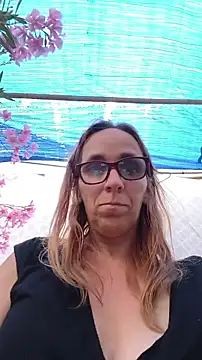 Dettybitch40 webcam