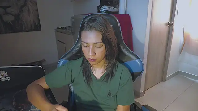 NinaChan_ webcam