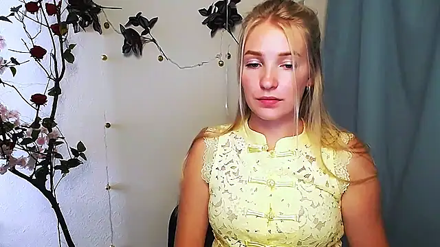 Queen_ofLove webcam