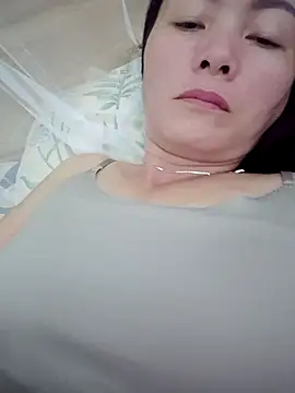 Baby-loveass69 webcam