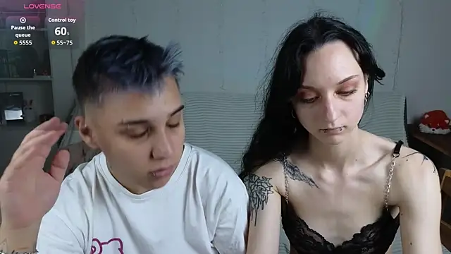 LuxuryLoverss webcam