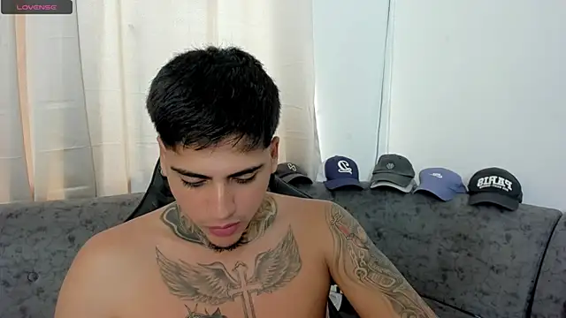 sweetlatinoboy webcam