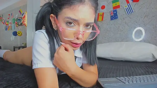 linda_cooper_ webcam